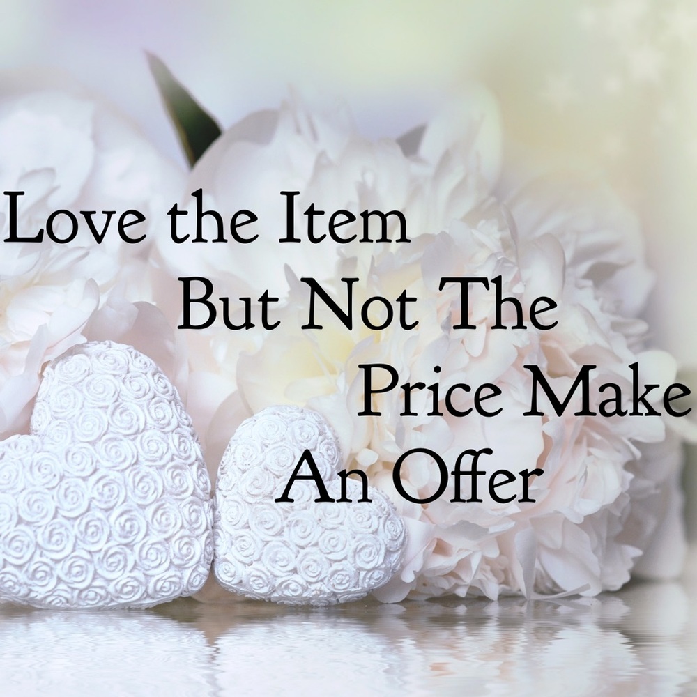 All Reasonable Offers Accepted!🌸🌺